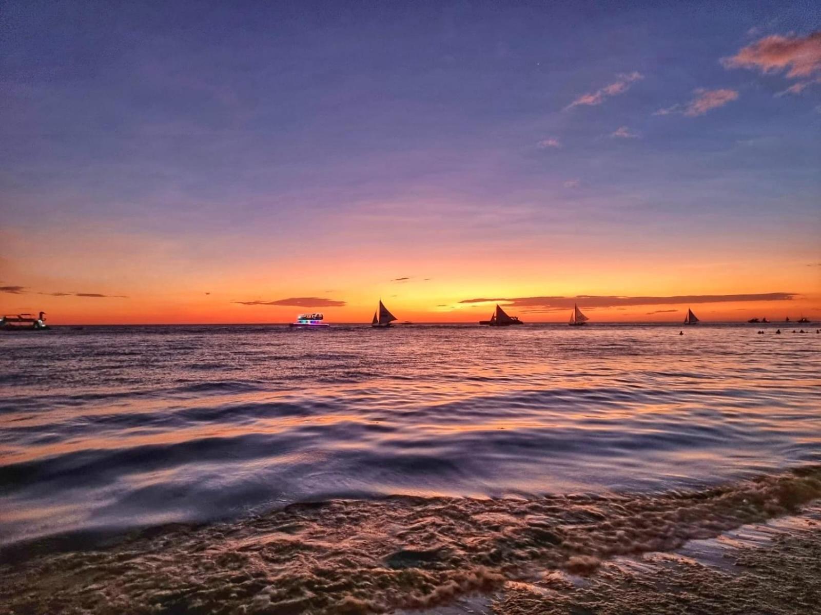 Nirvana 3* Balabag (Boracay)